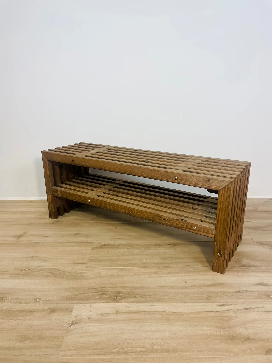 Kabeltromlen Traller skoreol brun 137 cm med hylde