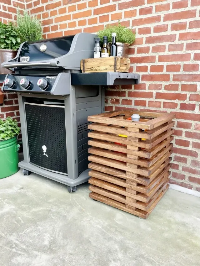 Kabeltromlen Gasflaskeskjuler skjuler brunbejdset 45 cm