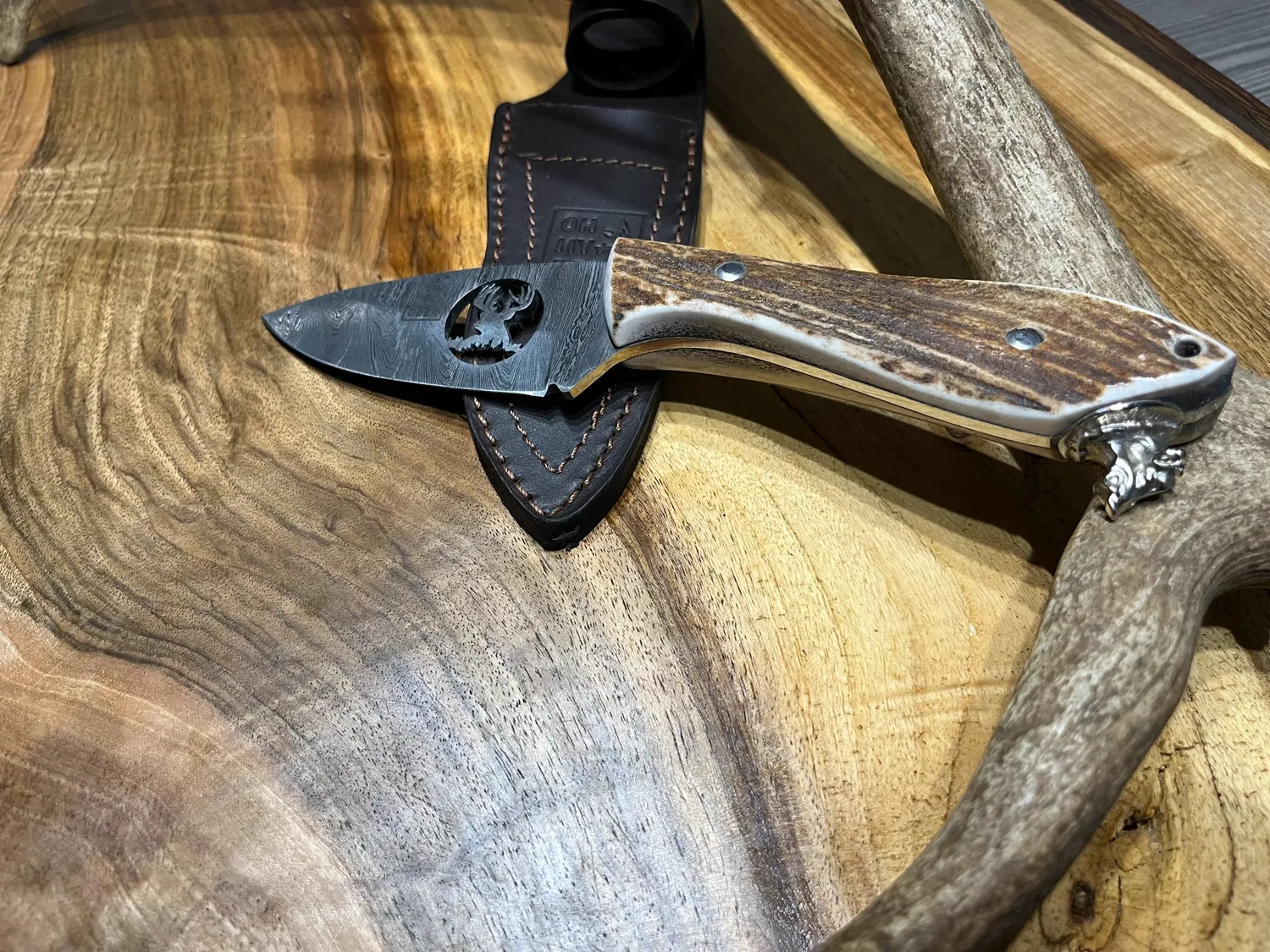 Oh My Deer Hirschmotiv jagtkniv med gravering