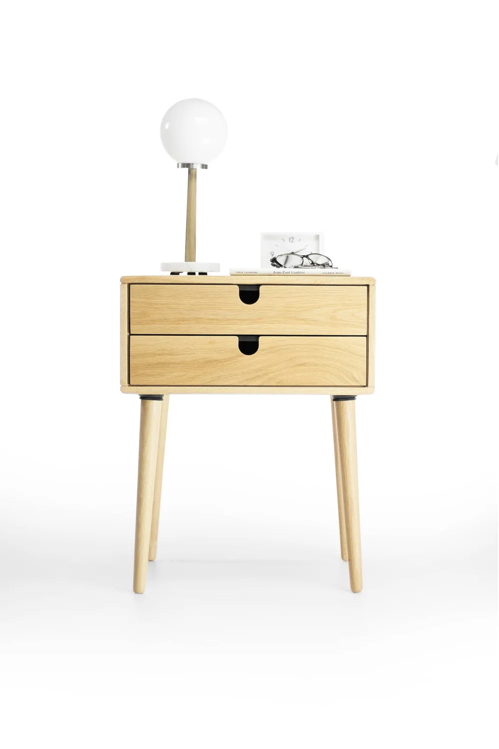 Habitables Mid-Century natbord 2 skuffer eg 46,5 cm massivt træ