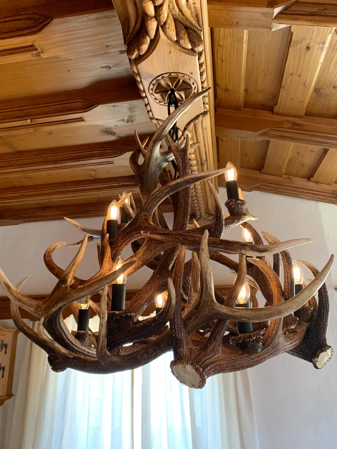 Oh My Deer Kronleuchter Landhaus lysekrone i træ