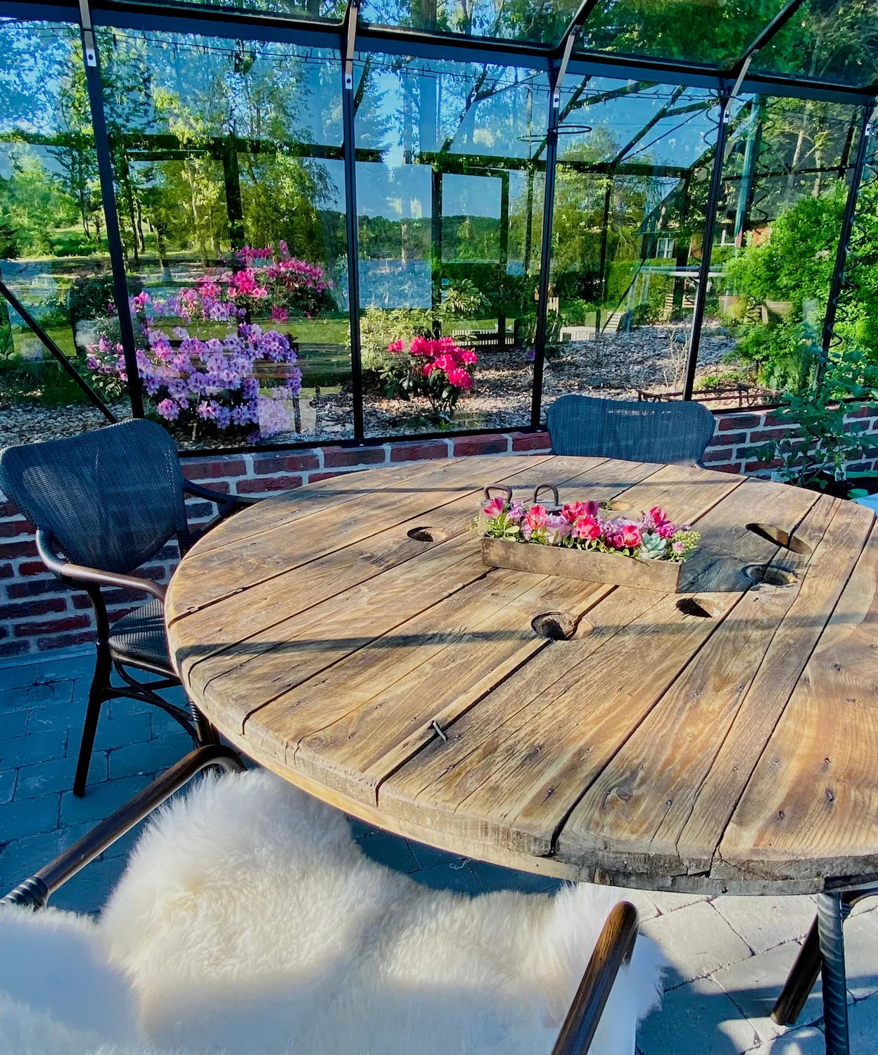 Kabeltromlen Kabeltromle havebord Ø120 cm udendørs olie
