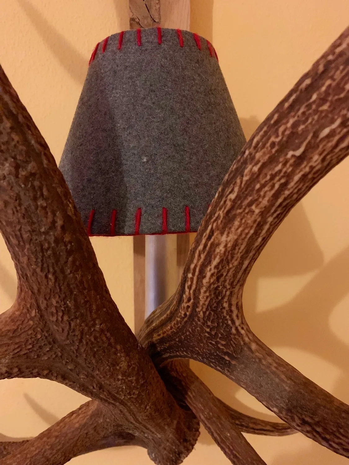 Oh My Deer Wandlampe Geweih væglampe gevirlampe
