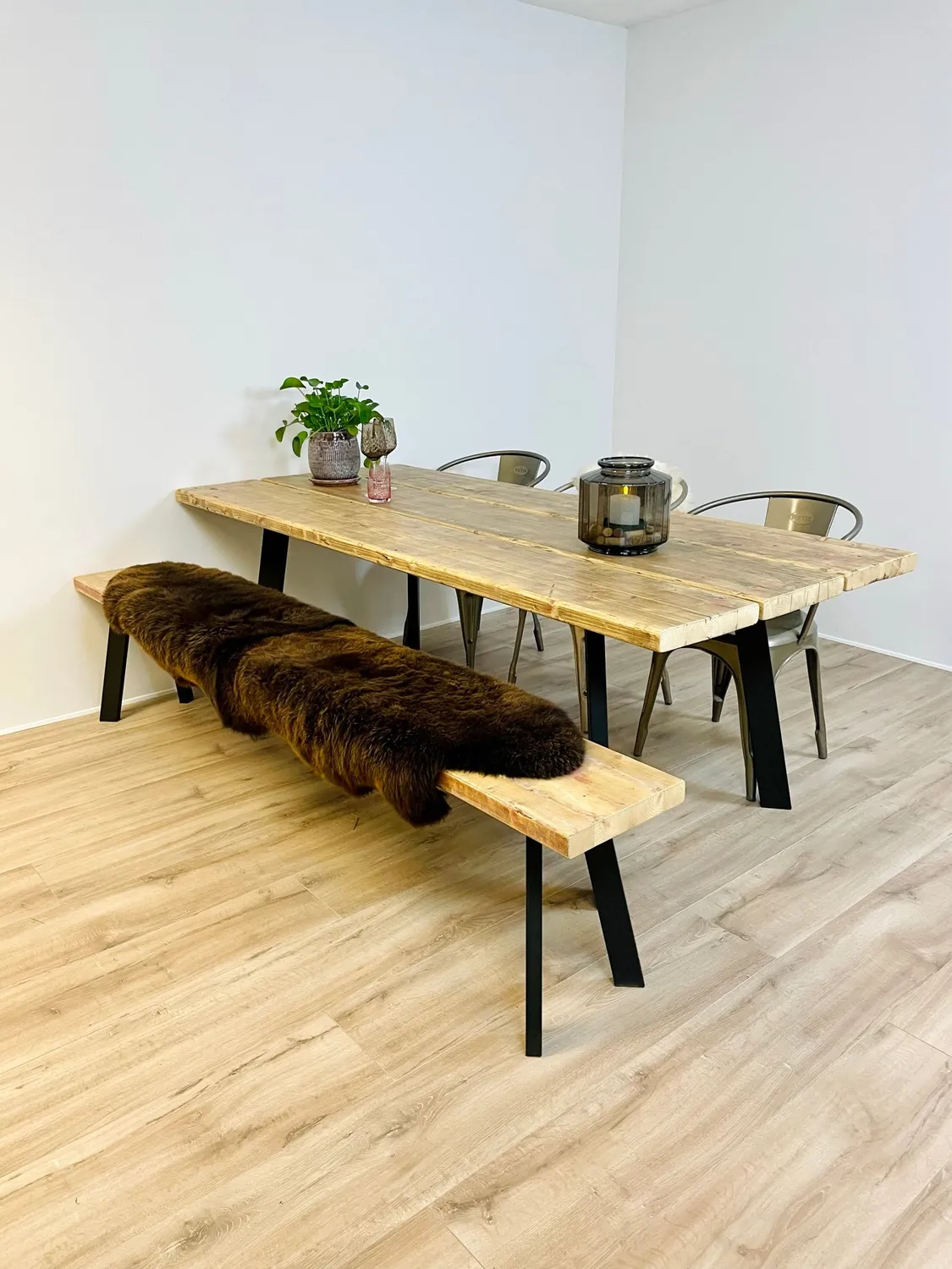 Kabeltromlen Plankebord Genbrugsplanker spisebord 180 cm