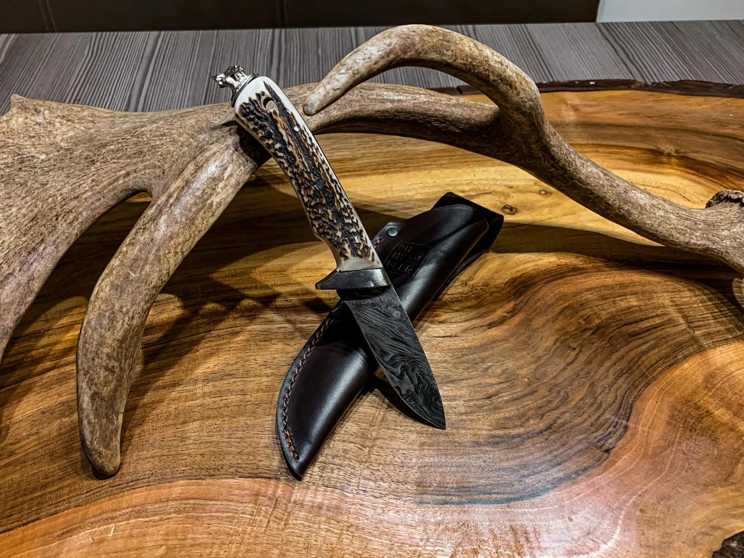 Oh My Deer Jagdmesser Damascus jagtkniv damaskusstål