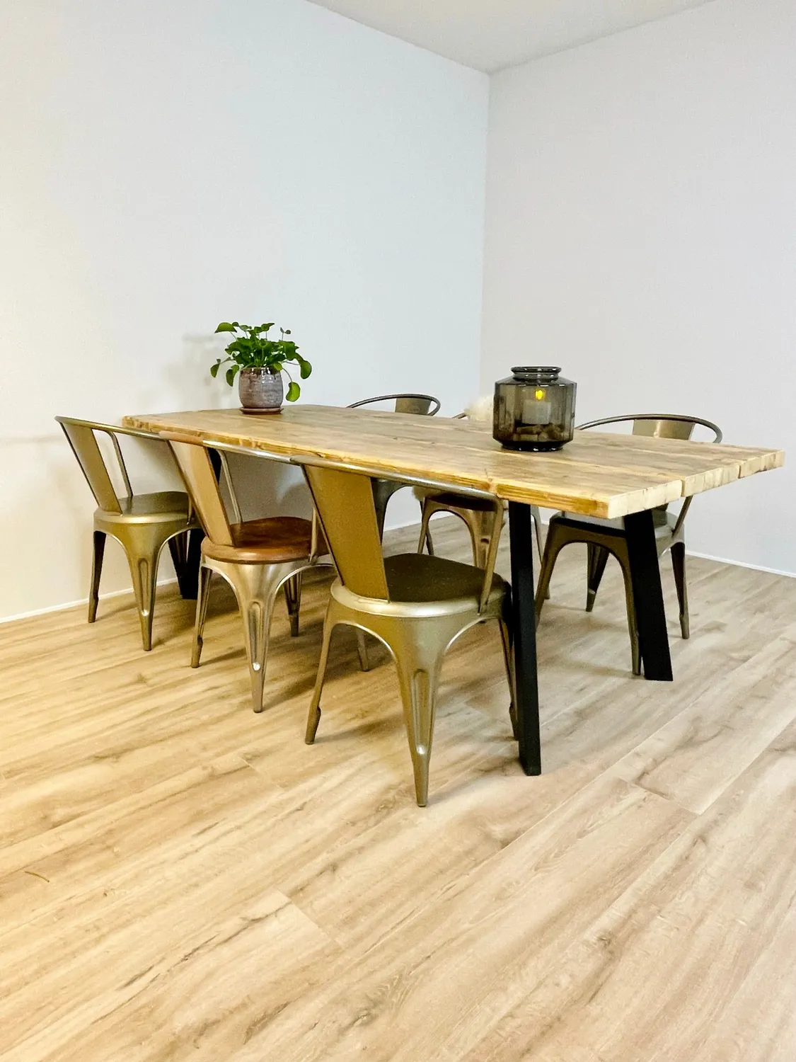 Kabeltromlen Plankebord Genbrugsplanker spisebord 180 cm