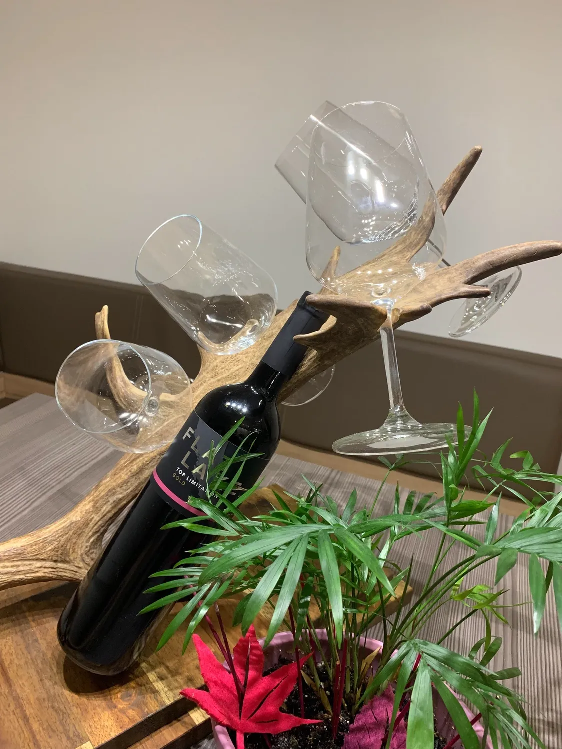 Oh My Deer vinglasholder træ væg 4 glas rustik