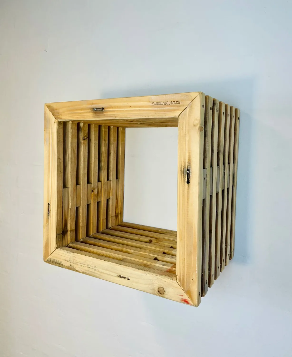Kabeltromlen Brugte Traller vu00e6ghu00e6ngt sengebord 45x45 cm