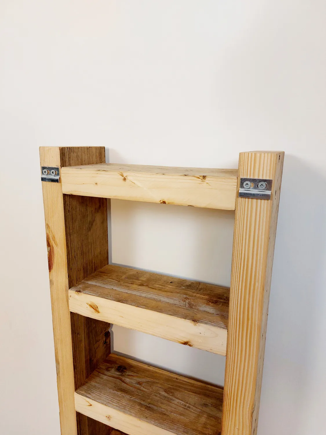Kabeltromlen vægreol genbrugstræ 103 cm