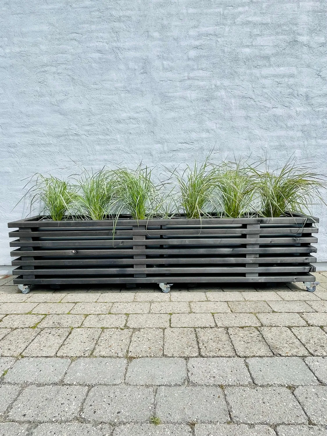 Kabeltromlen Luksus plantekasse sort 95 cm på hjul