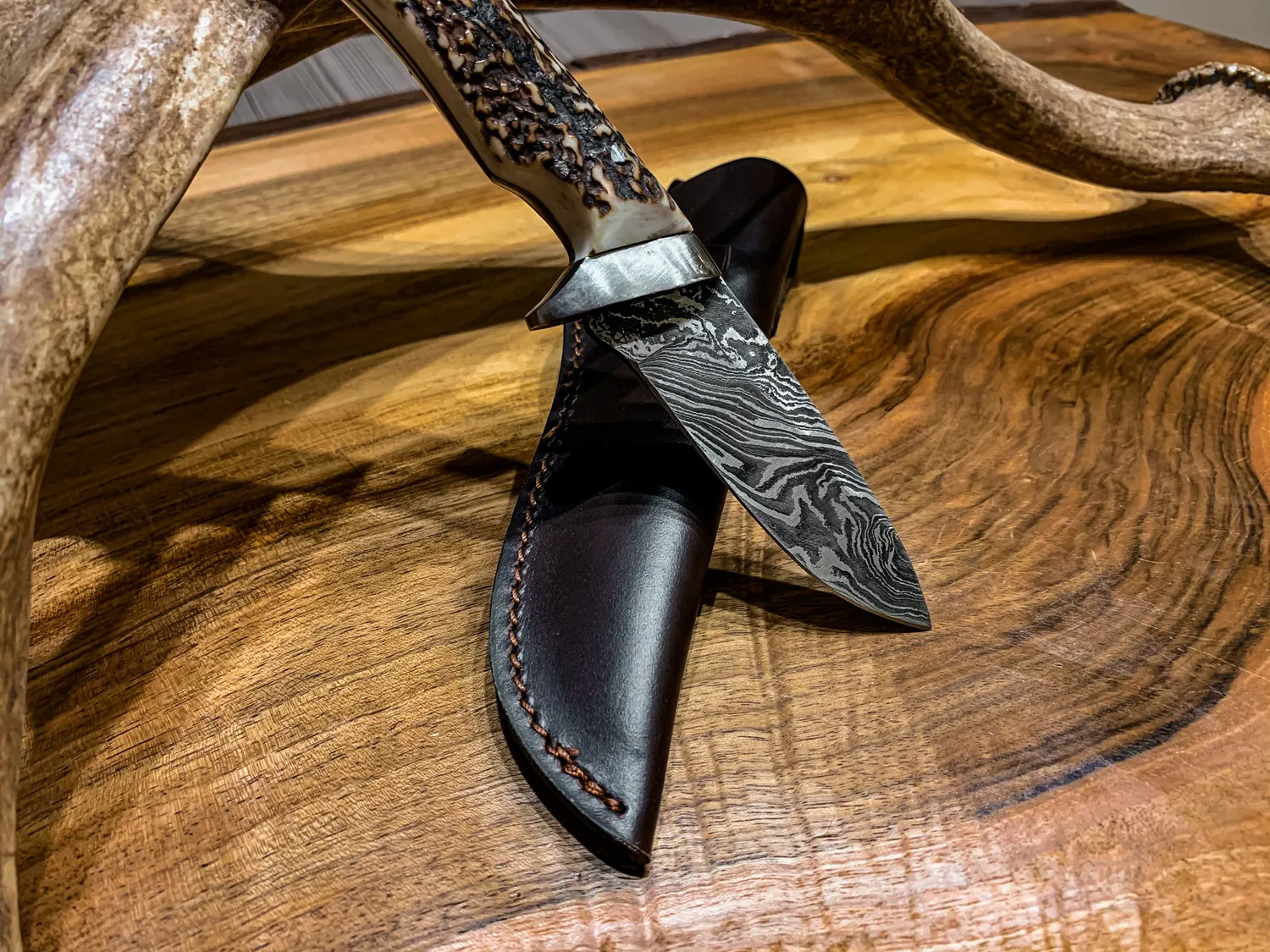 Oh My Deer Jagdmesser Damascus jagtkniv damaskusstål