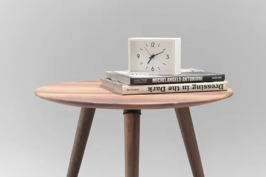 Habitables Midcentury sofabord rundt eg 50 cm massivt