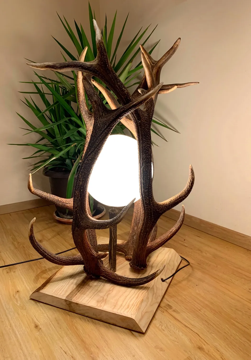 Oh My Deer Chalet gulvlampe træ chaletstil