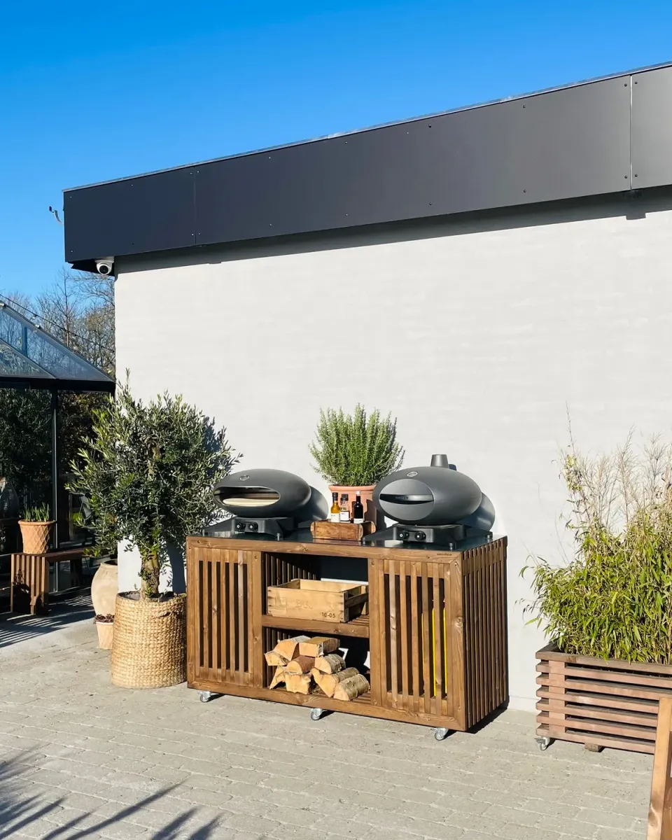 Kabeltromlen luksus grillbord 160 cm brune traller stål