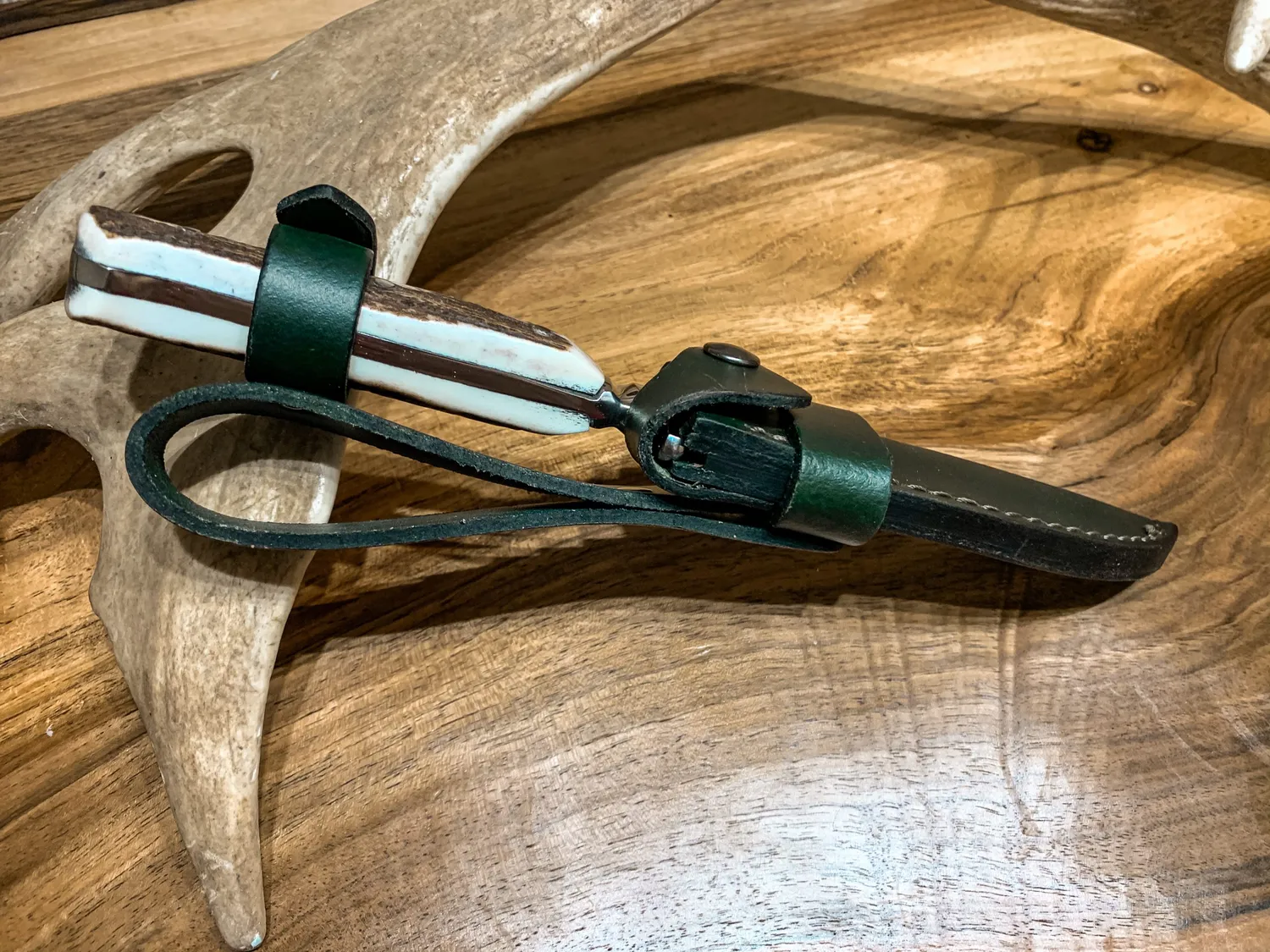 Oh My Deer Hirschhorn Nicker kniv hjortehorn