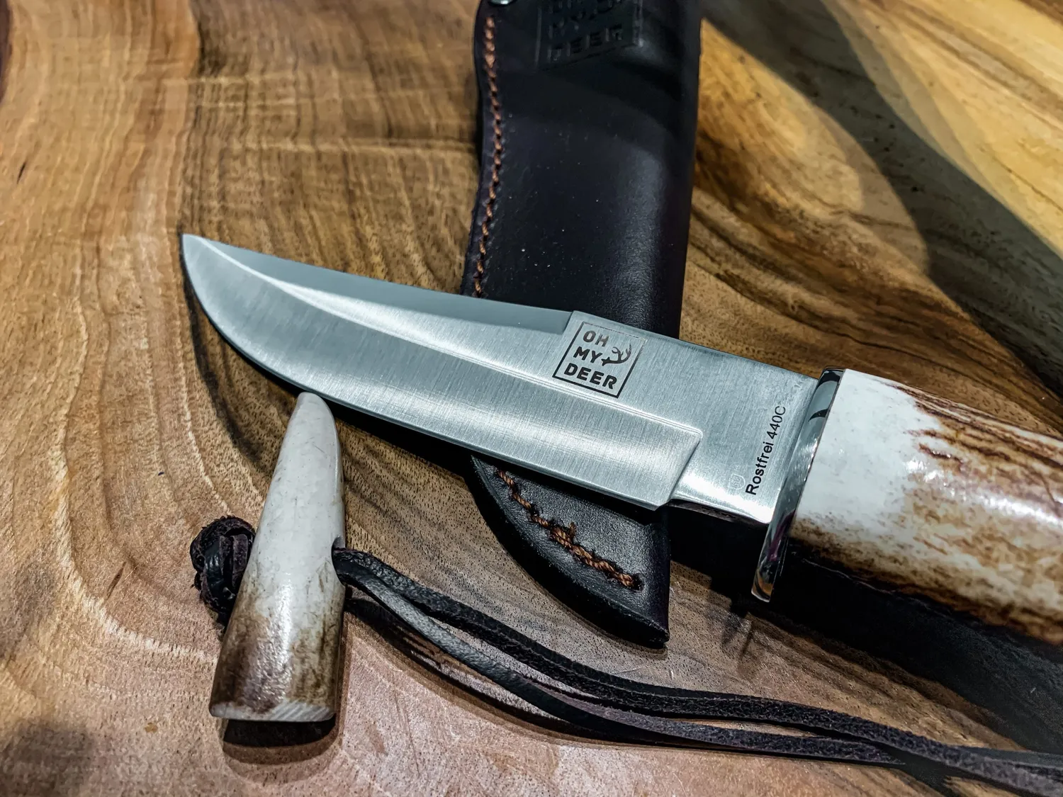Oh My Deer Jagdmesser jagtkniv med hornskæfte horn