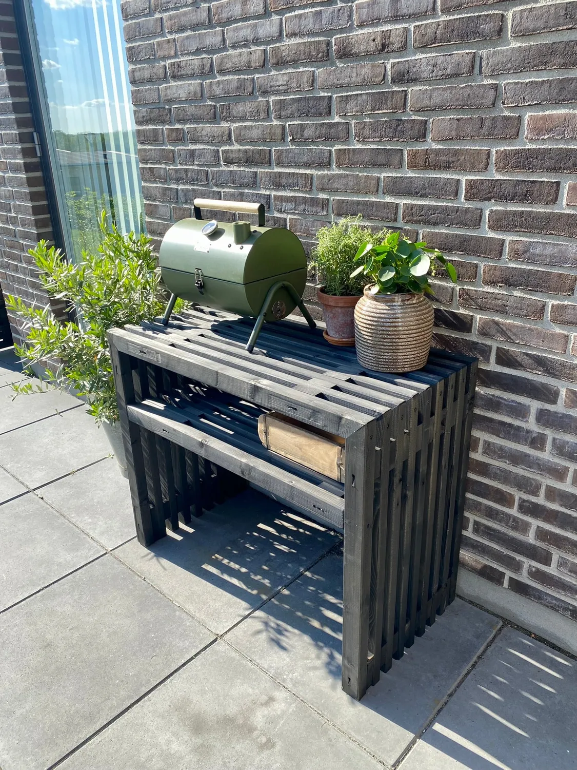 Kabeltromlen Grillbord traller 120 cm sort med topplade
