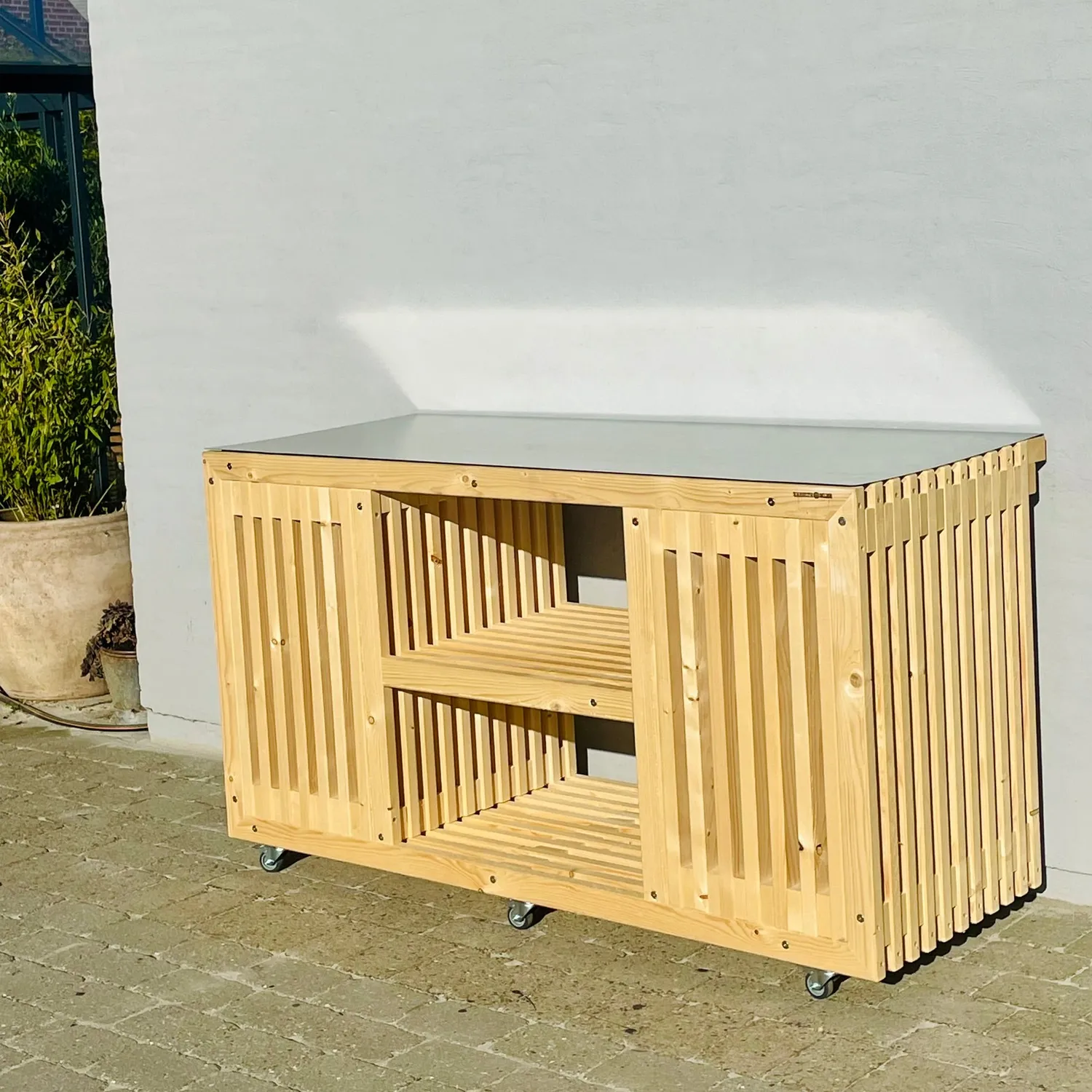 Kabeltromlen Nye Traller luksus grillbord 160 cm med topplade