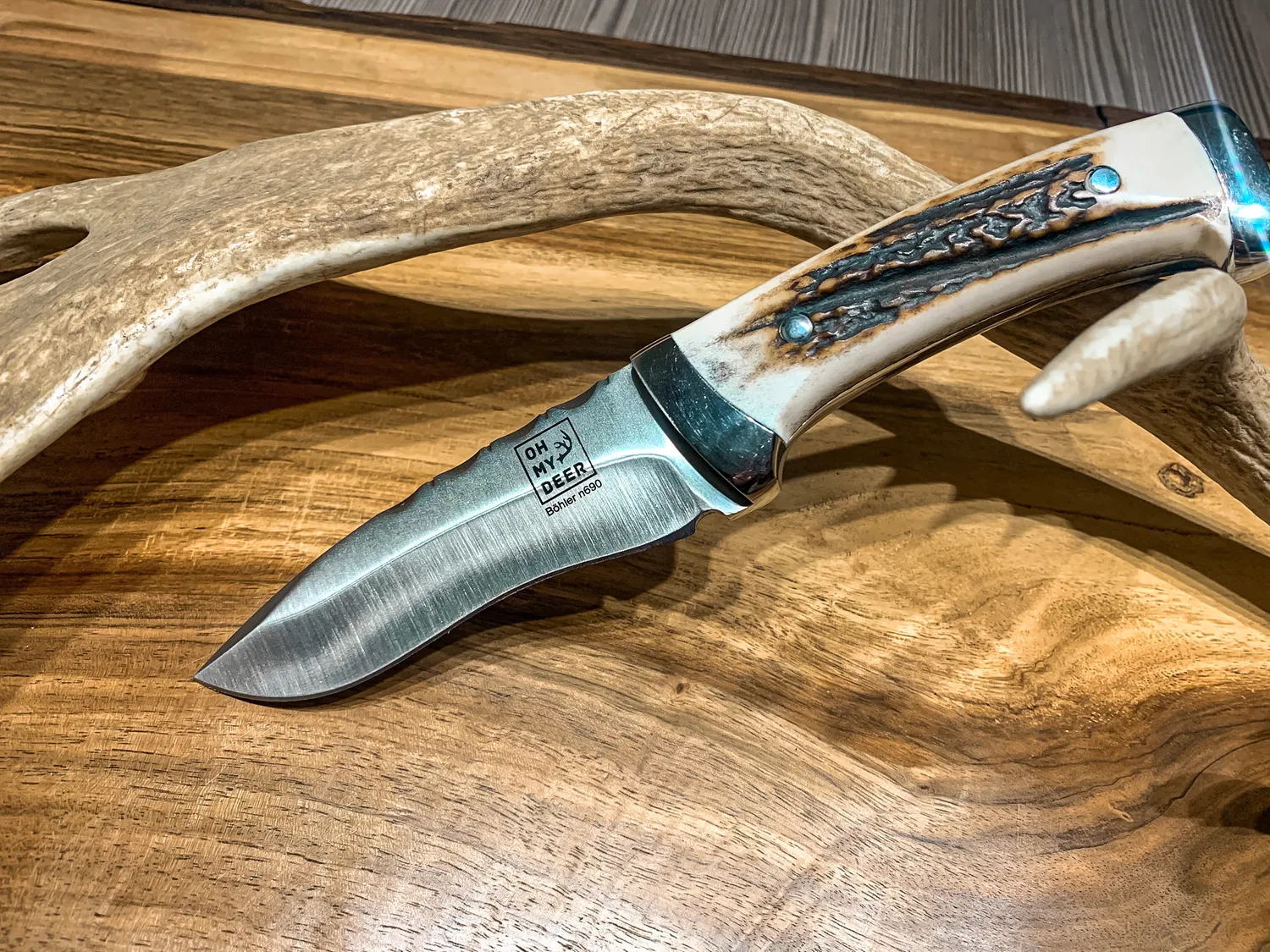 Oh My Deer jagtkniv Böhler N690 hjortetak fast