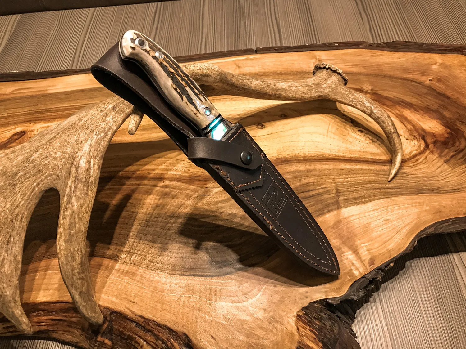 Oh My Deer Bongo kniv jagtkniv fast klinge