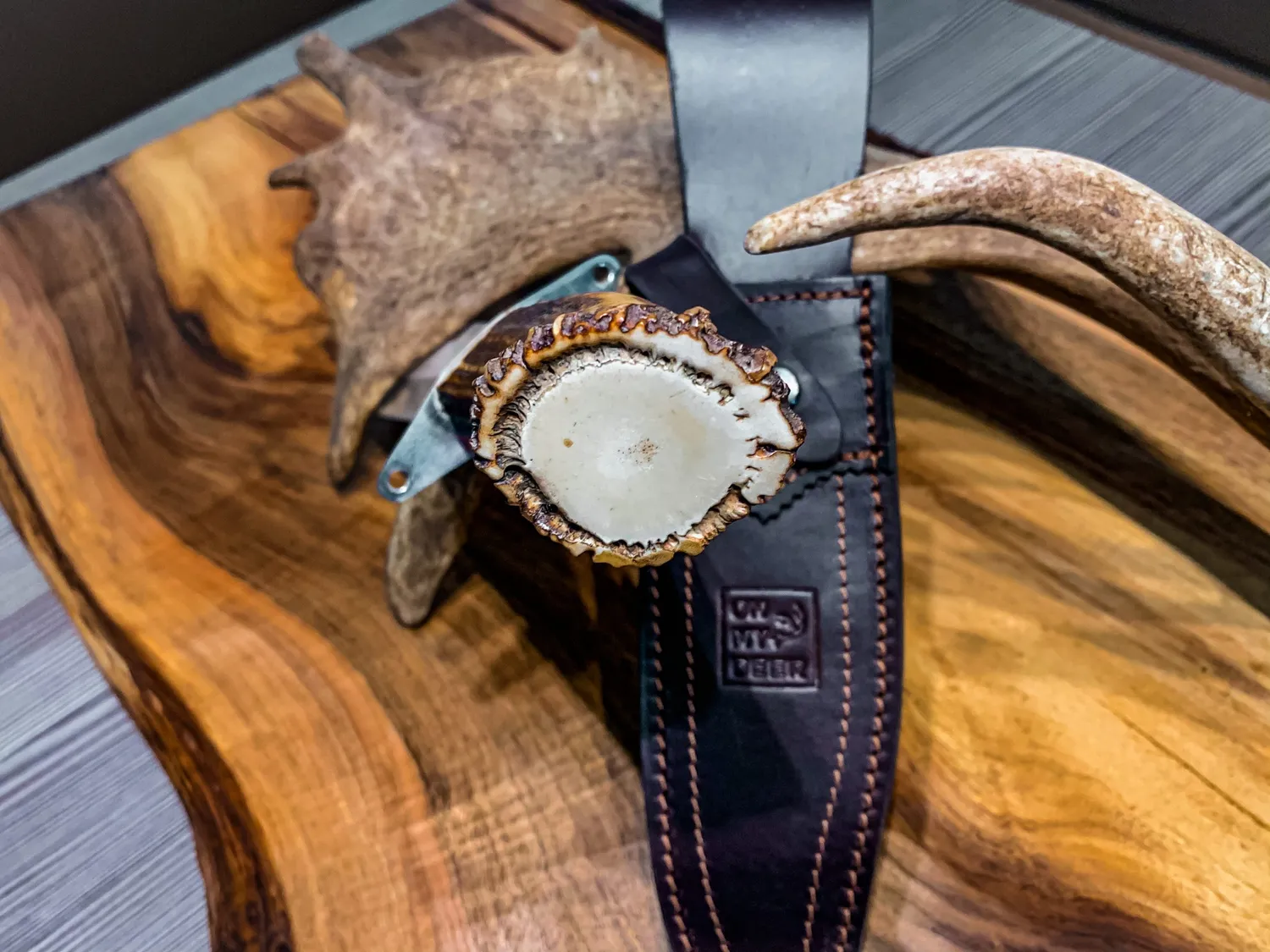 Oh My Deer Outdoormesser udendørskniv horn