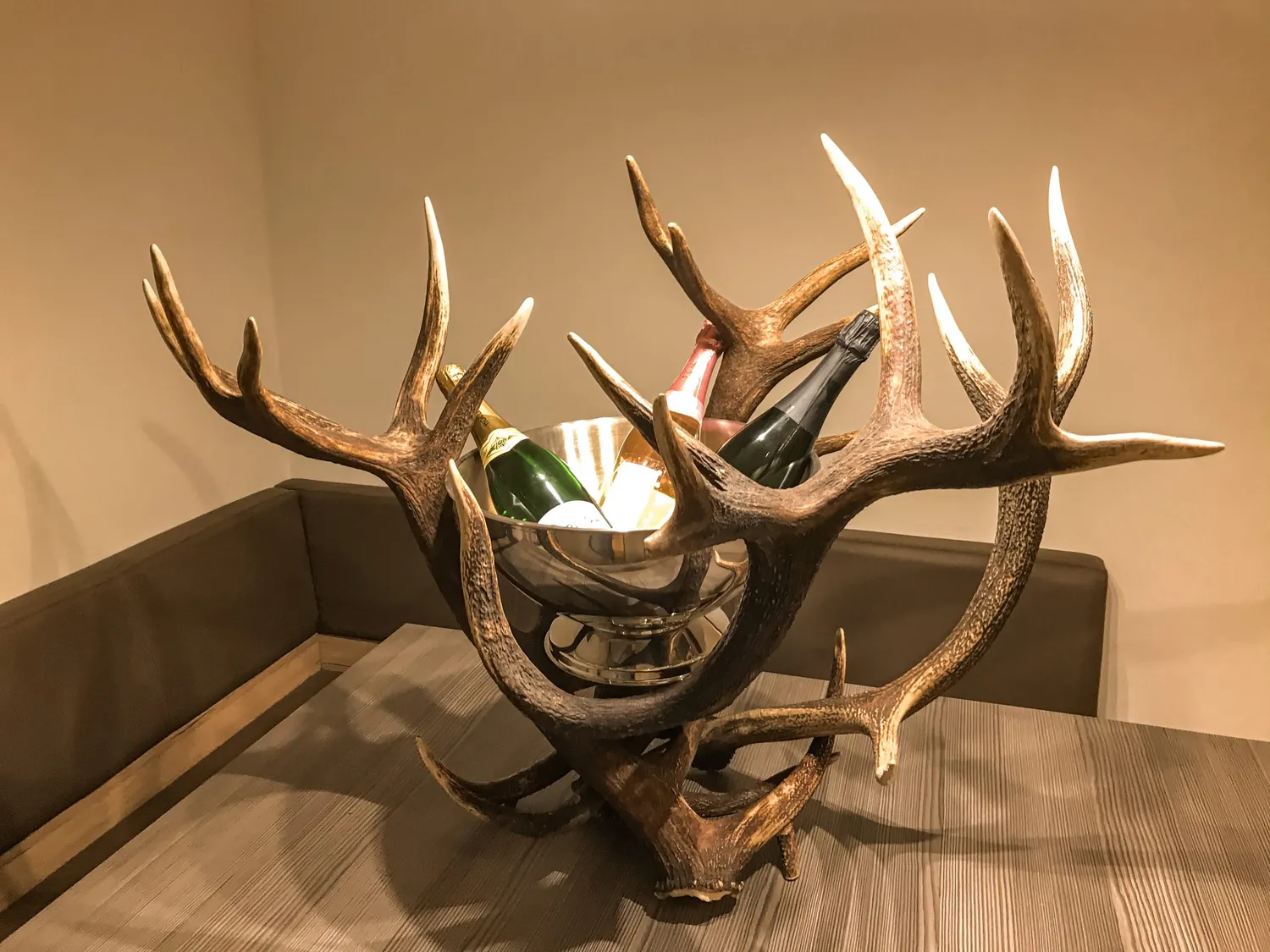 Oh My Deer Champagnekøler til jæger træ