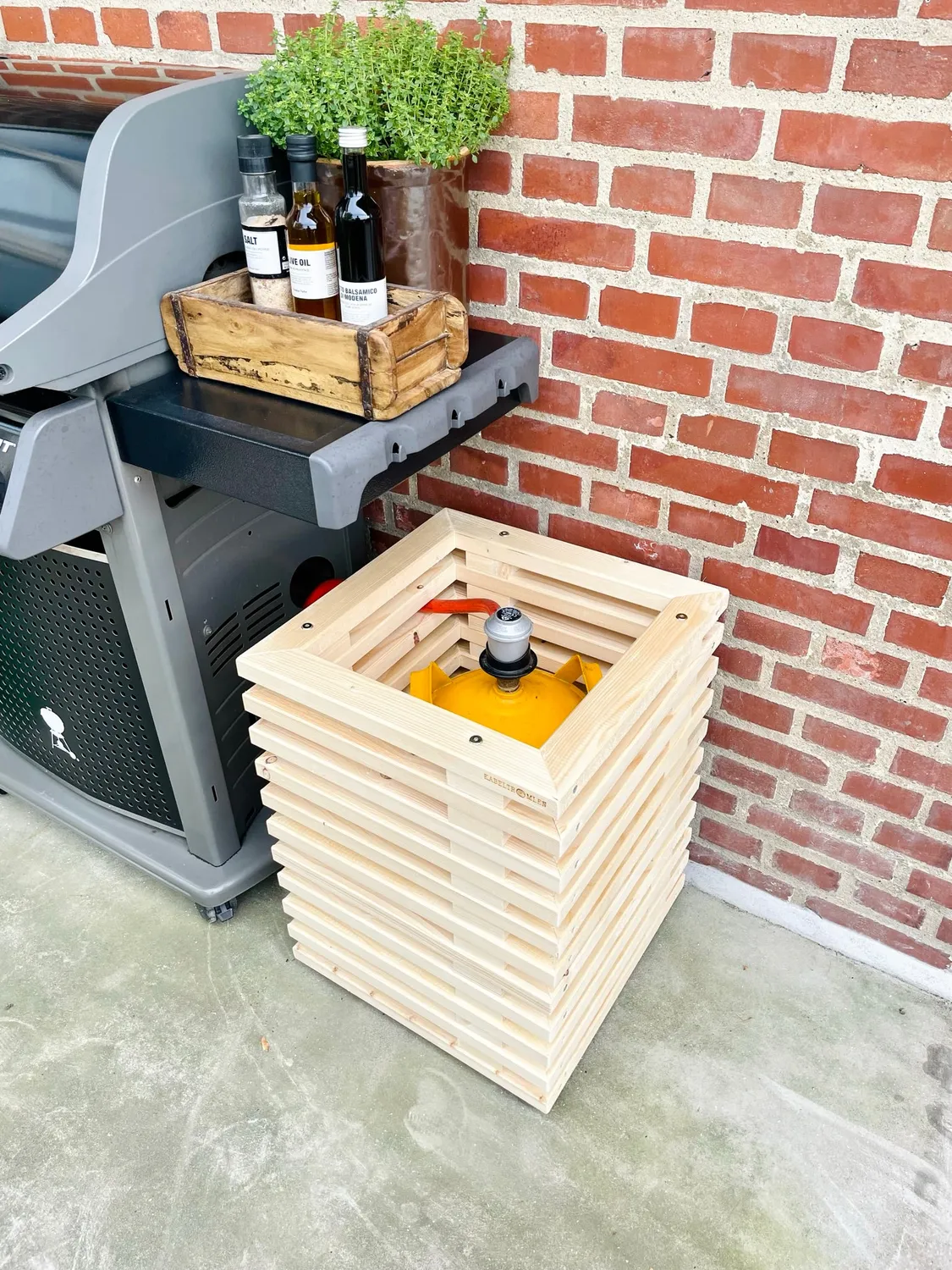 Kabeltromlen Nye Traller gasflaskeskjuler med lu00e5g 45 cm