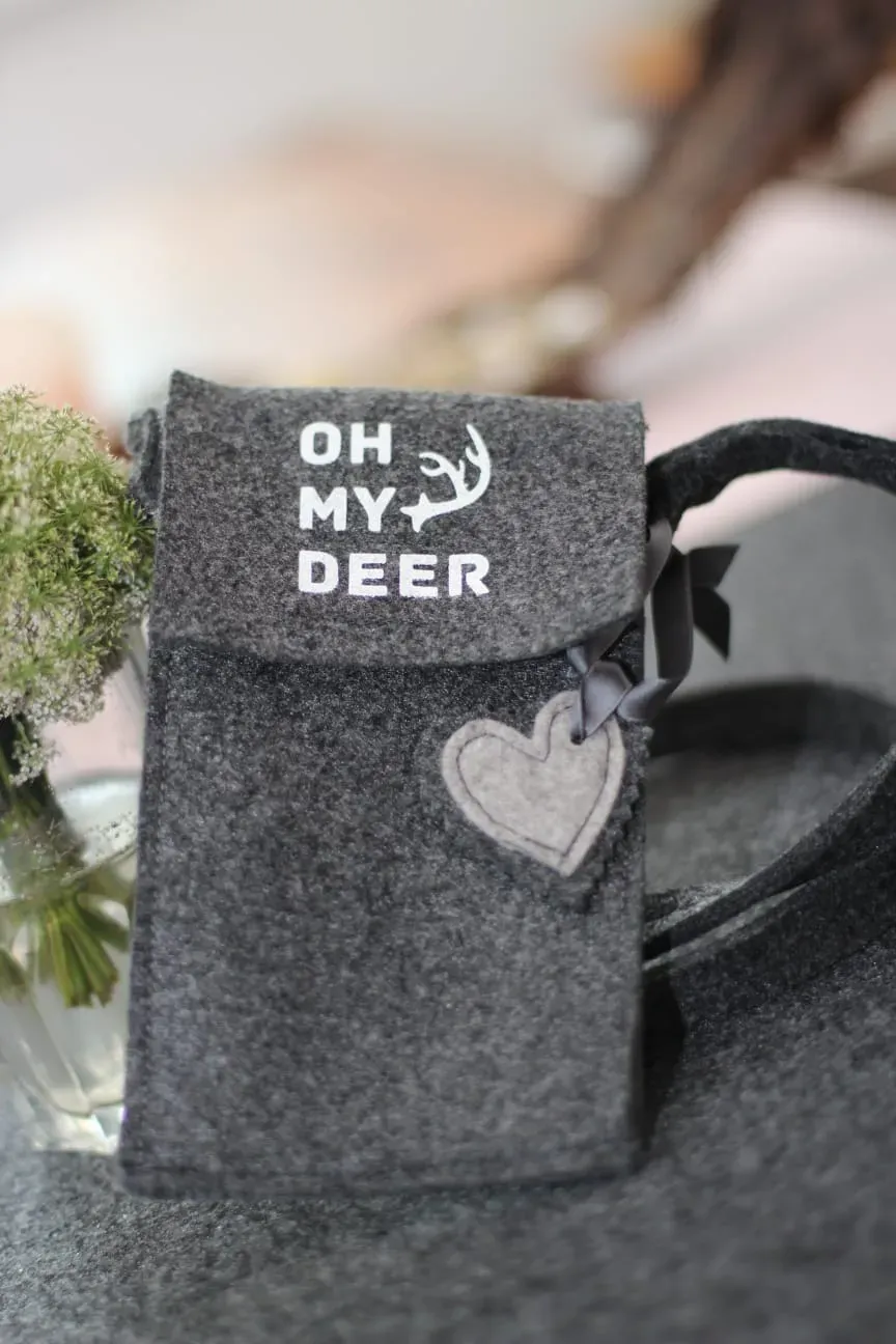 Oh My Deer Filz Handytaske mobilcover i filt