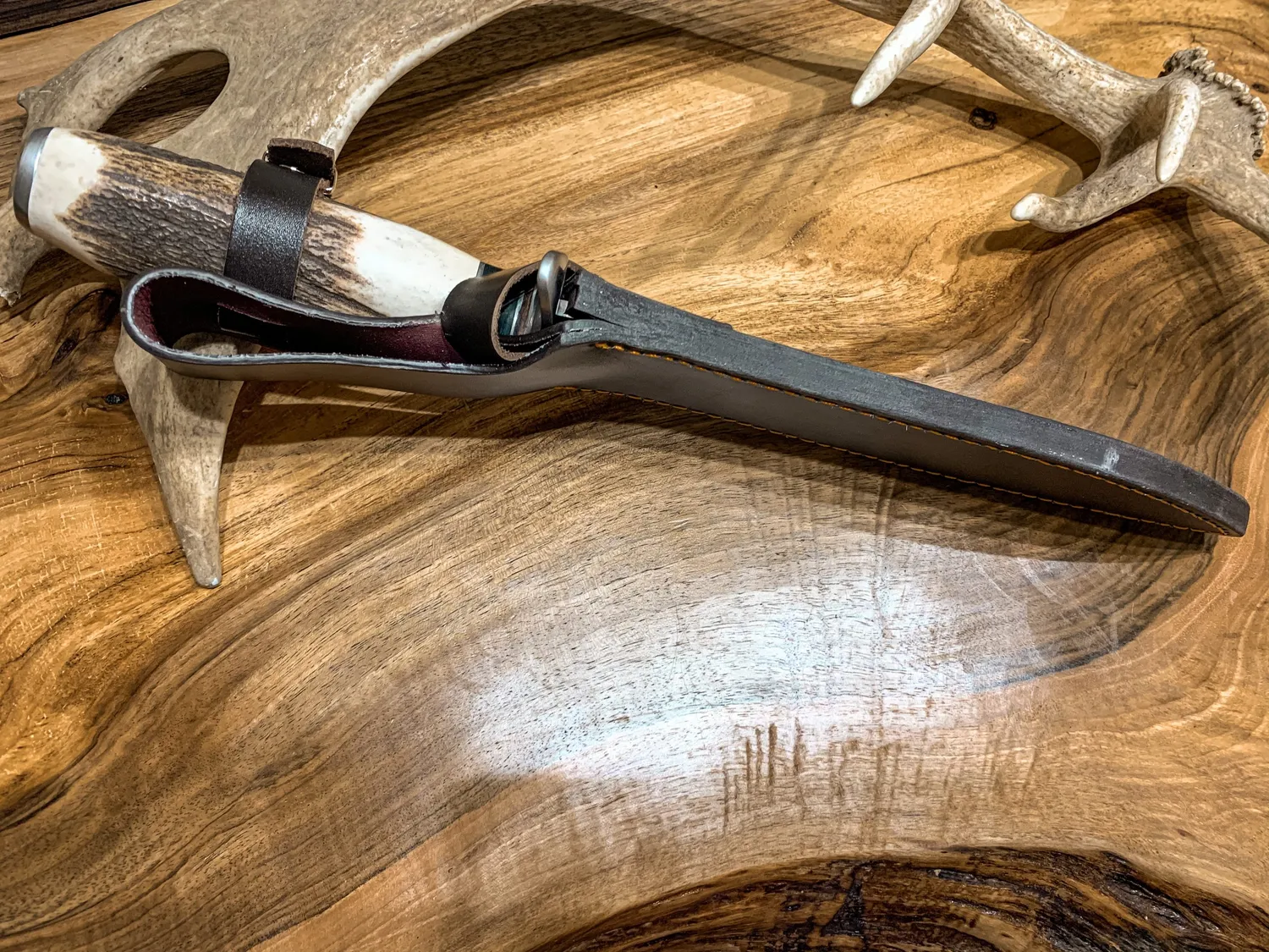 Oh My Deer Saufänger jagtkniv fast blad