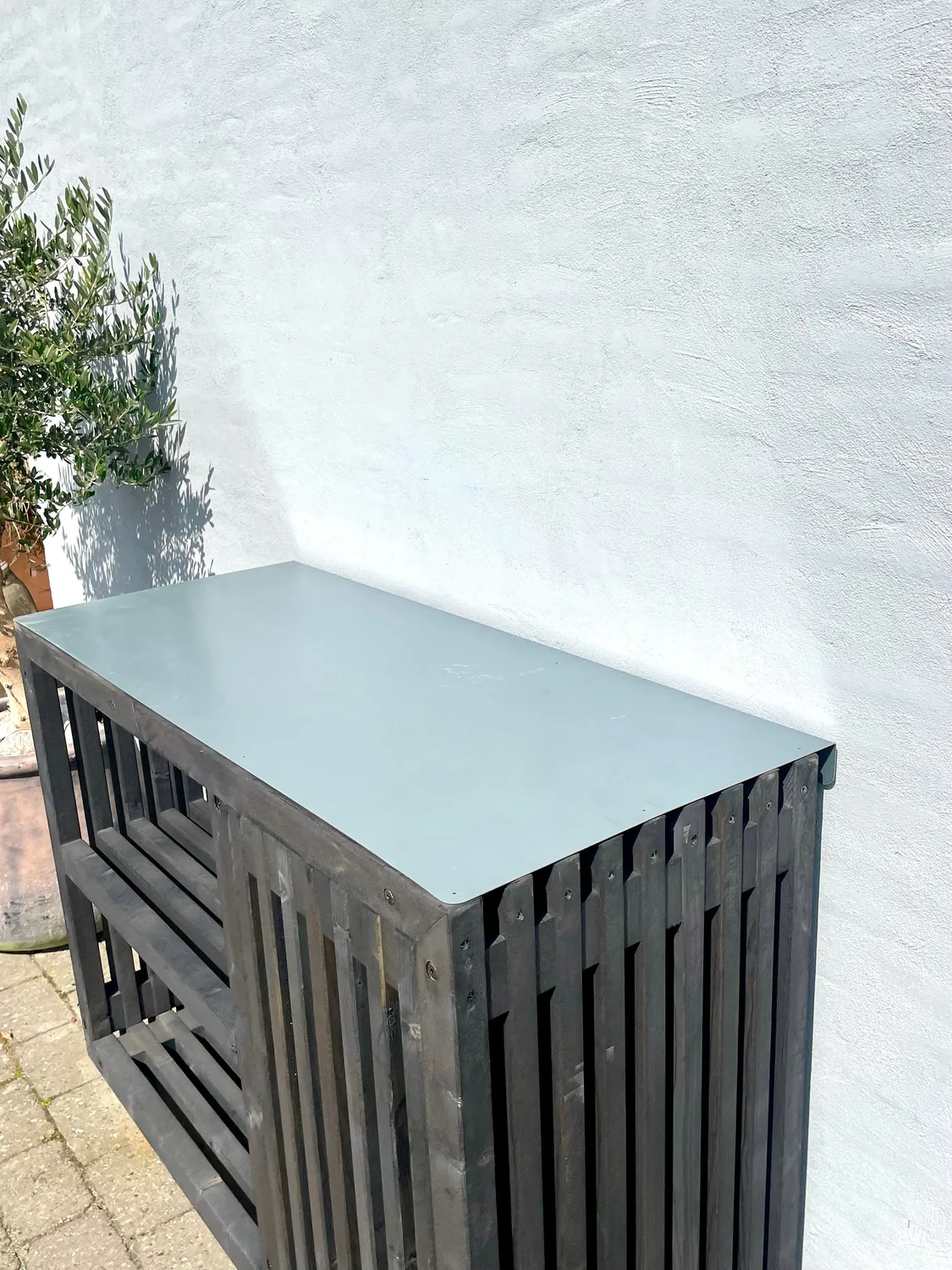 Kabeltromlen Grillbord Gasflaskeskjuler 120 cm sortbejdset