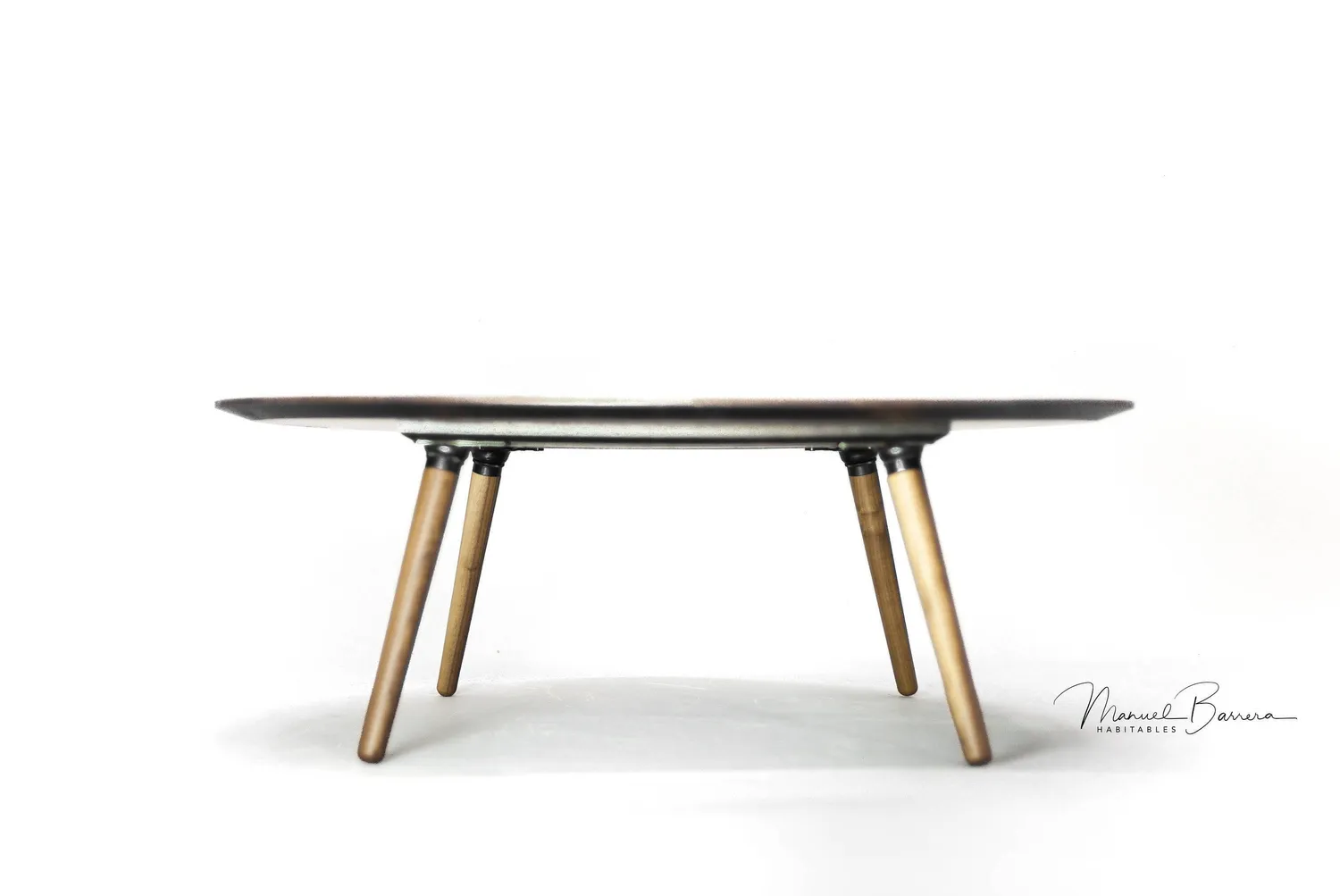Habitables Midcentury sofabord rundt eg 50 cm massivt