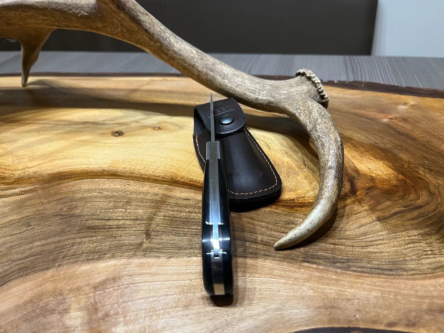 Oh My Deer Gamsbock Taschenmesser lommekniv i horn