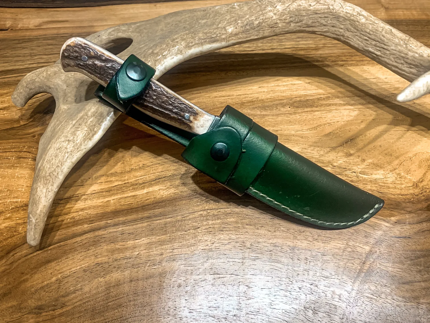 Oh My Deer Horn Nicker jagtkniv i horn