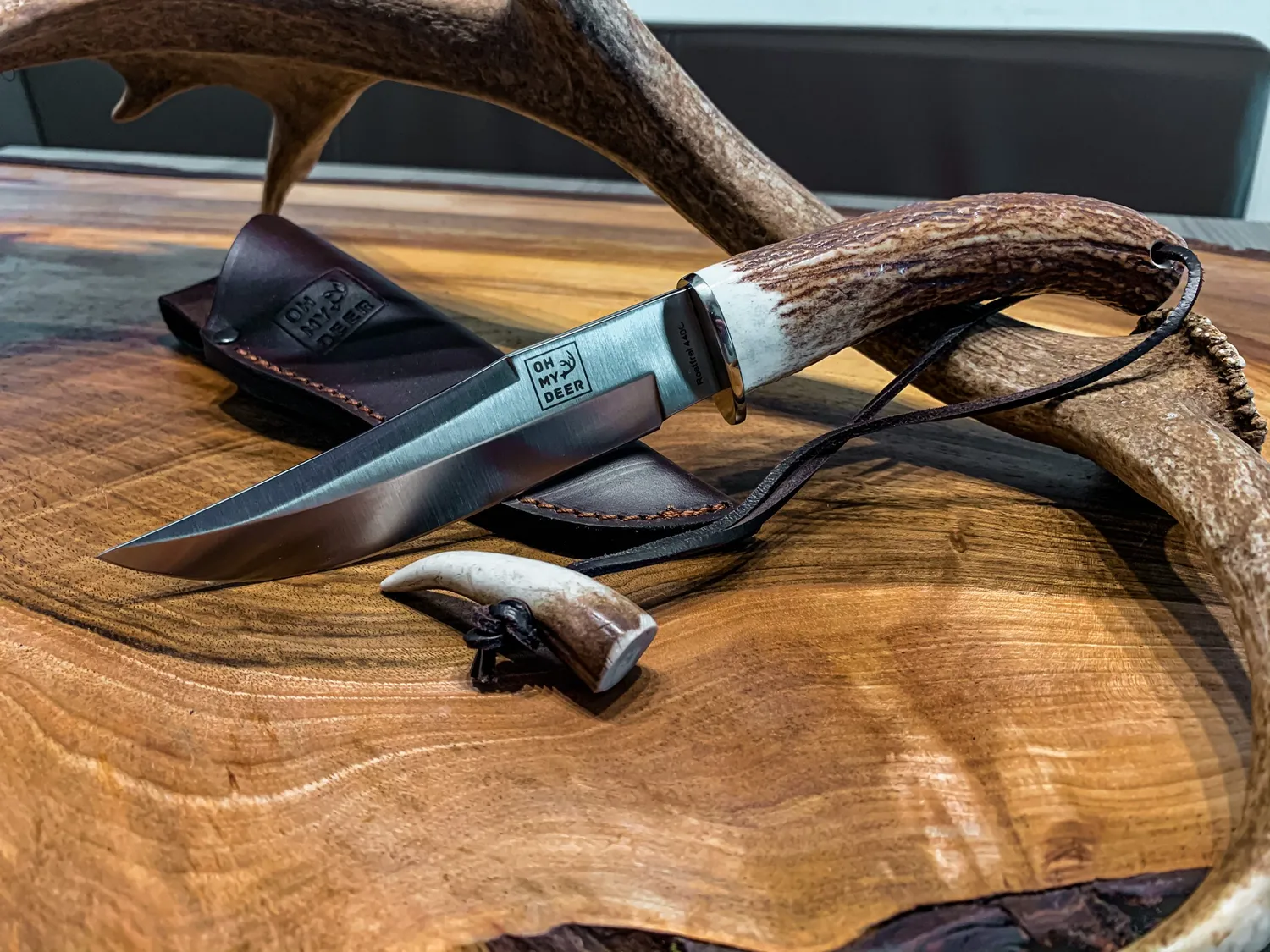 Oh My Deer Jagdmesser jagtkniv med hornskæfte horn