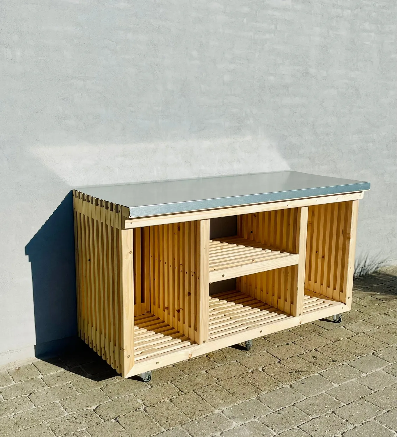 Kabeltromlen Nye Traller luksus grillbord 160 cm med topplade