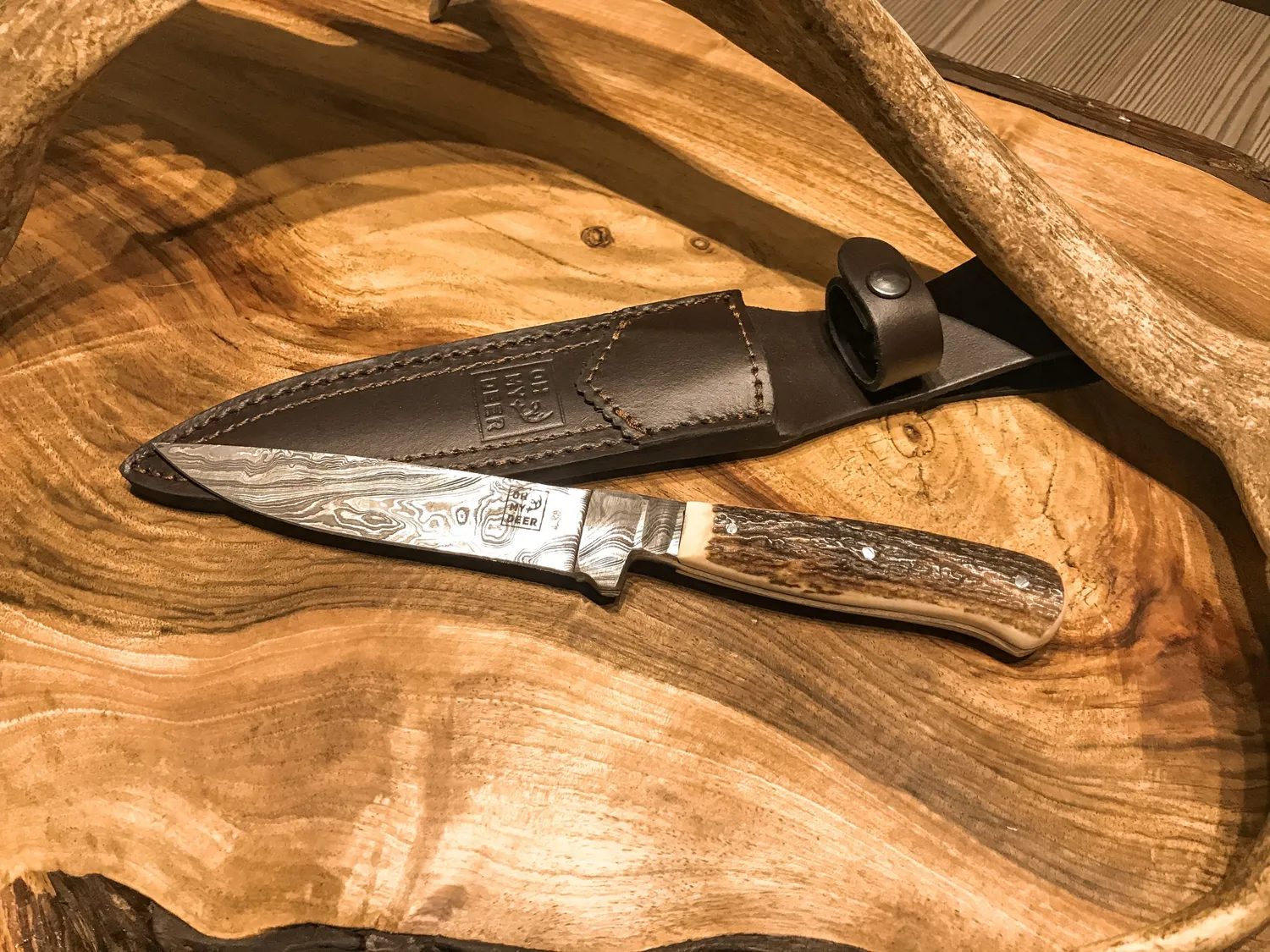Oh My Deer Damaststahl kniv damaskusstål