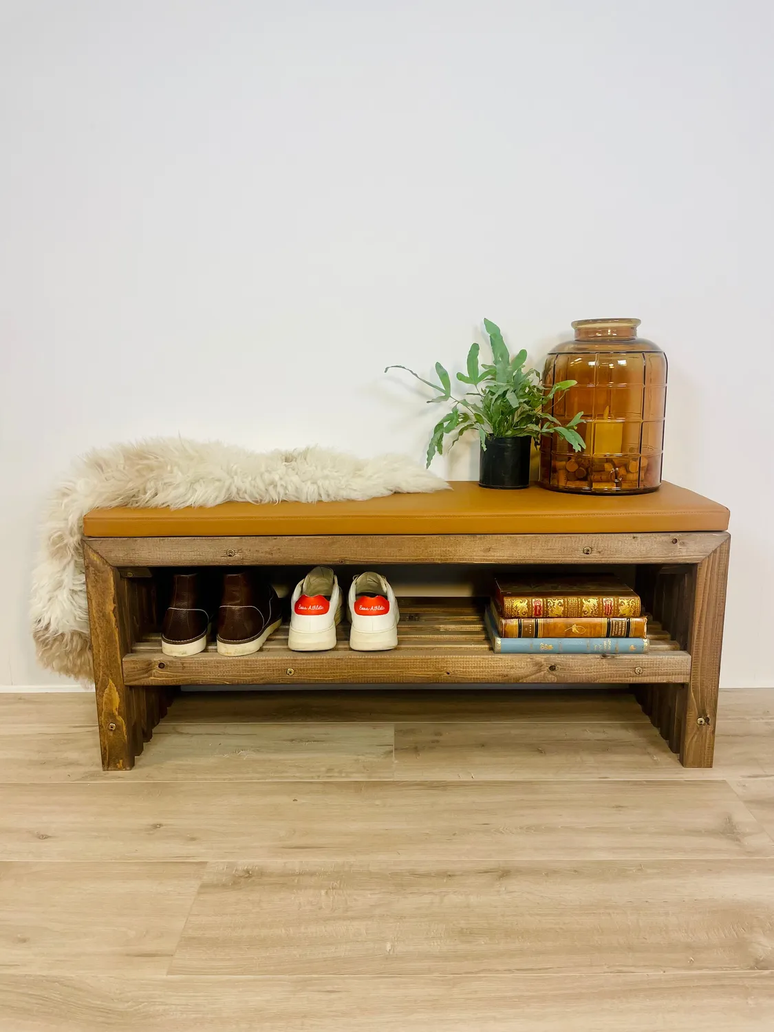 Kabeltromlen Traller skoreol brun 137 cm med hylde