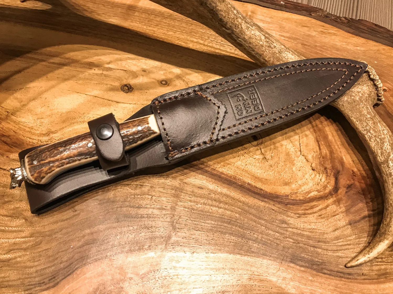Oh My Deer Damaststahl kniv jagtkniv mønstret