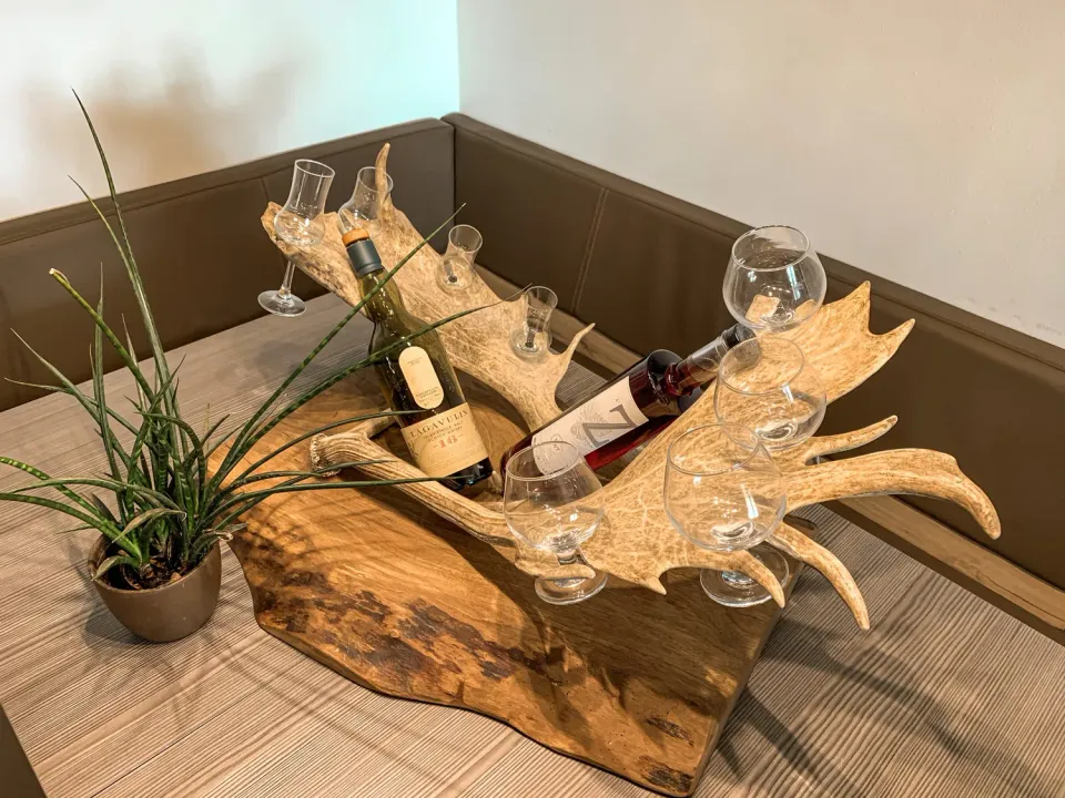 Oh My Deer Whisky Præsentation holder rustik træ
