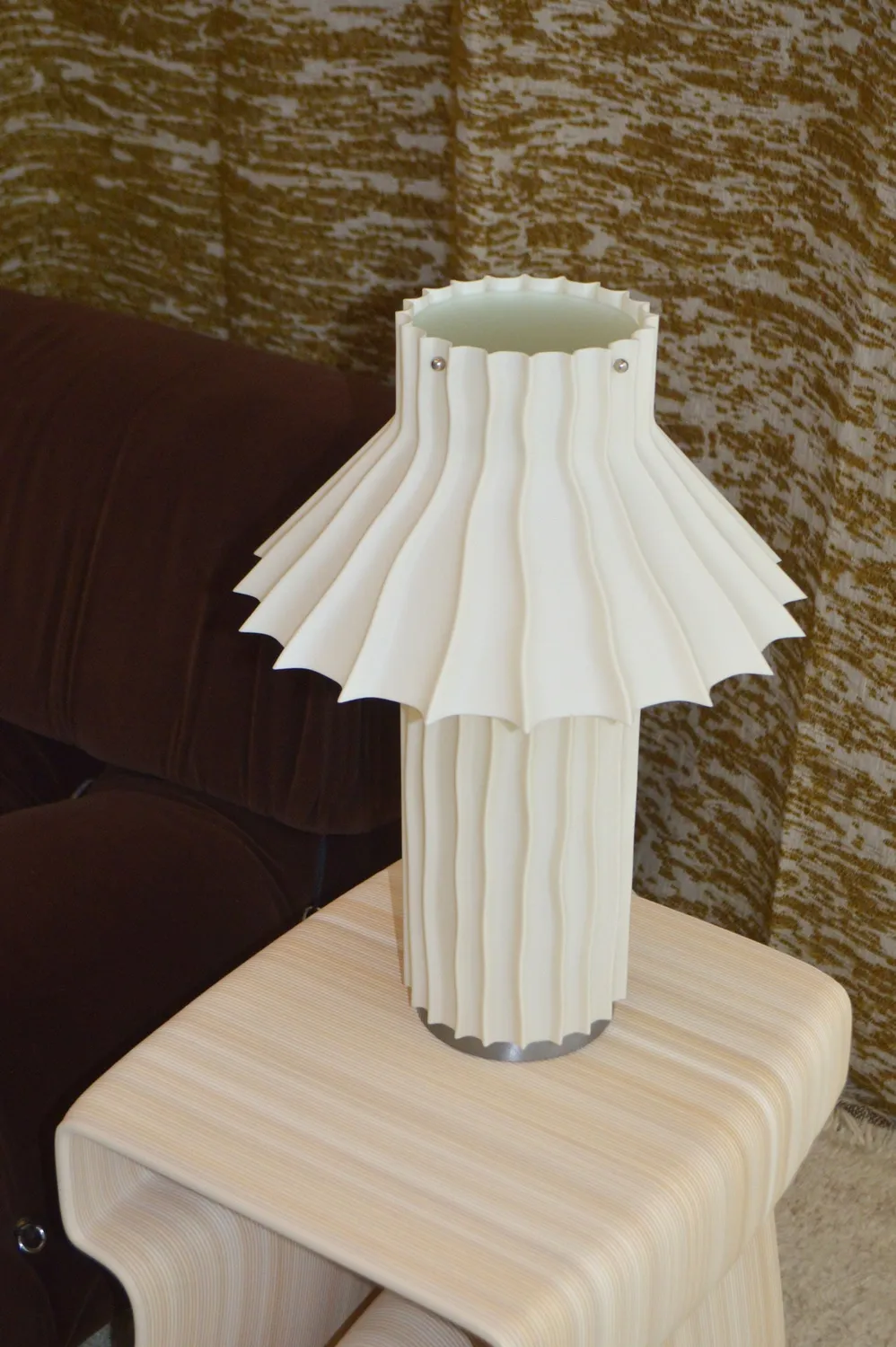 HYFER OBJECTS Kakta Large bordlampe vanilla stor