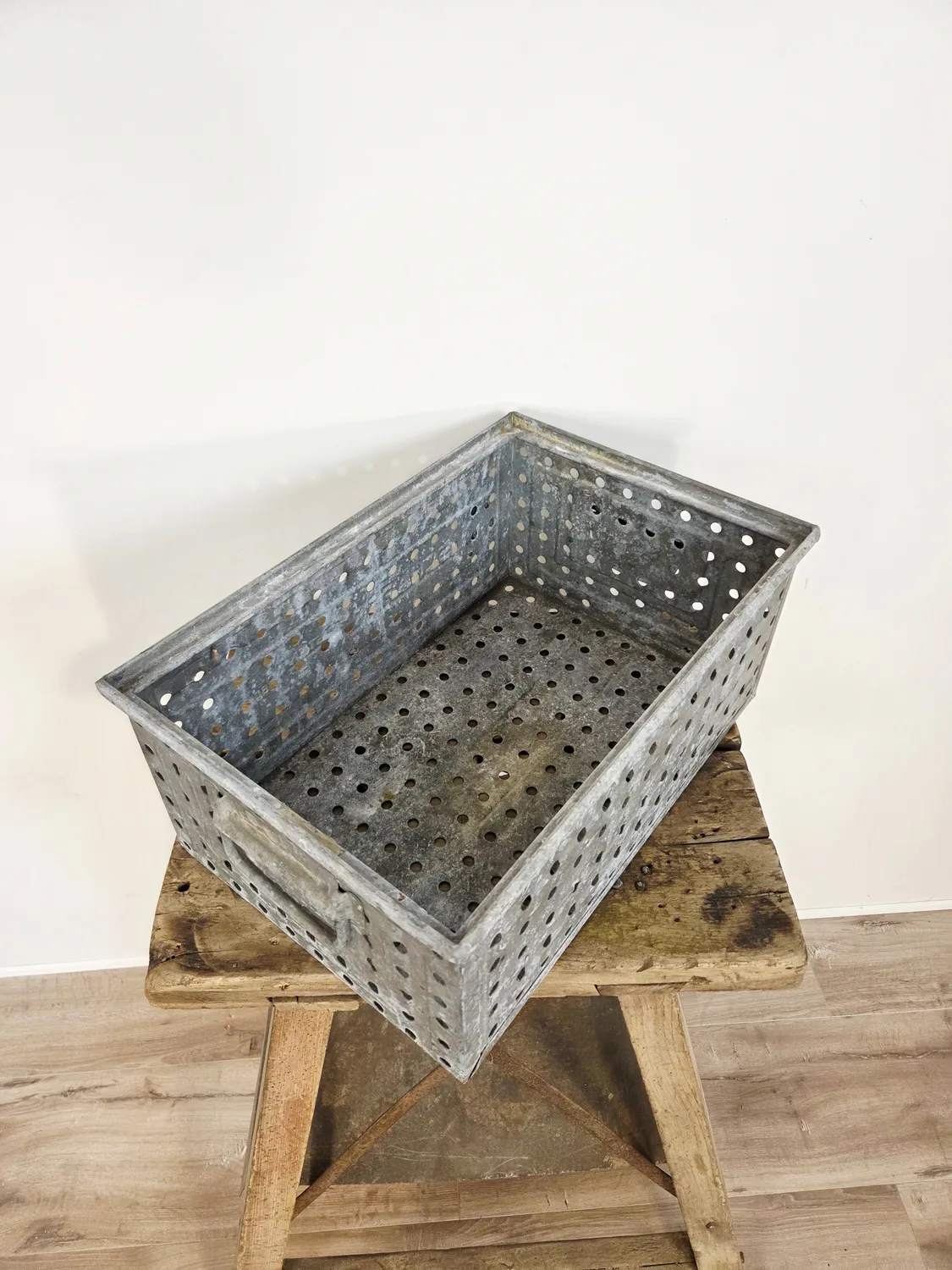 Kabeltromlen Anton værkstedskasse høj metal 47 cm