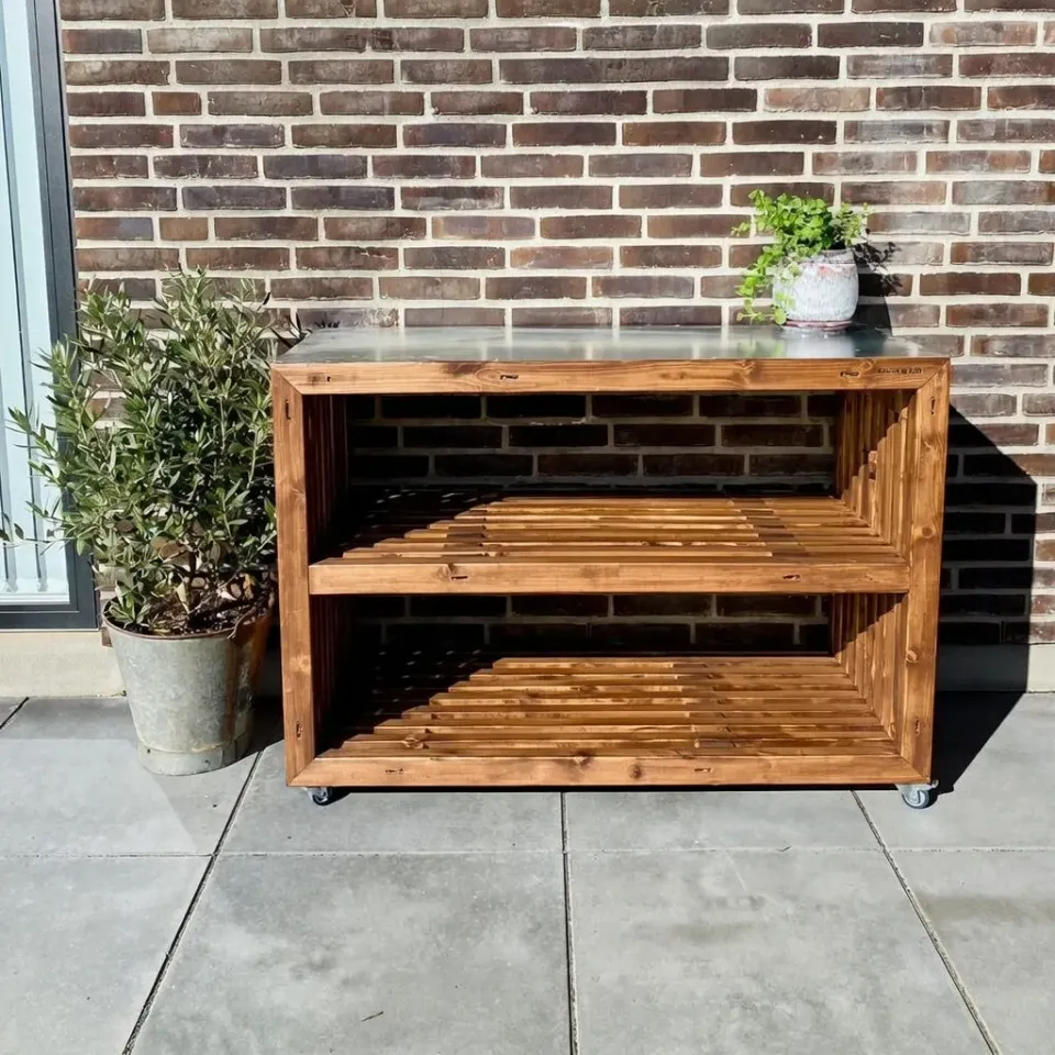 Kabeltromlen Arbejdsbord Brede Traller brunbejdset