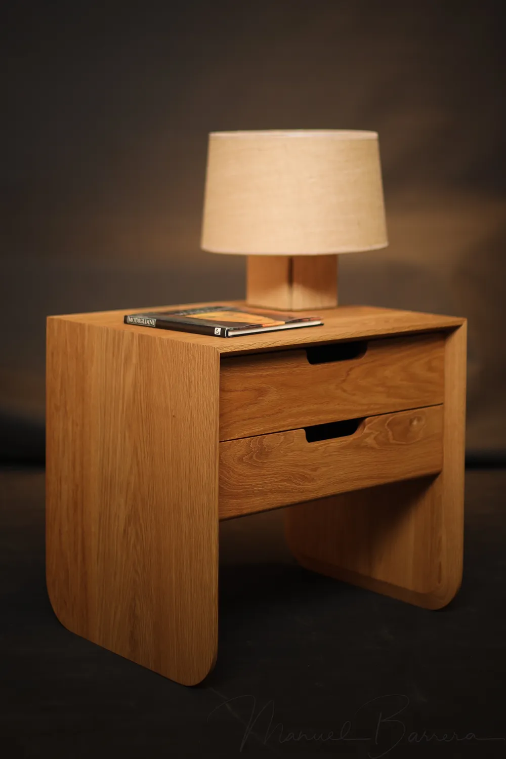 Habitables Phantom natbord massivt træ eg 2 skuffer