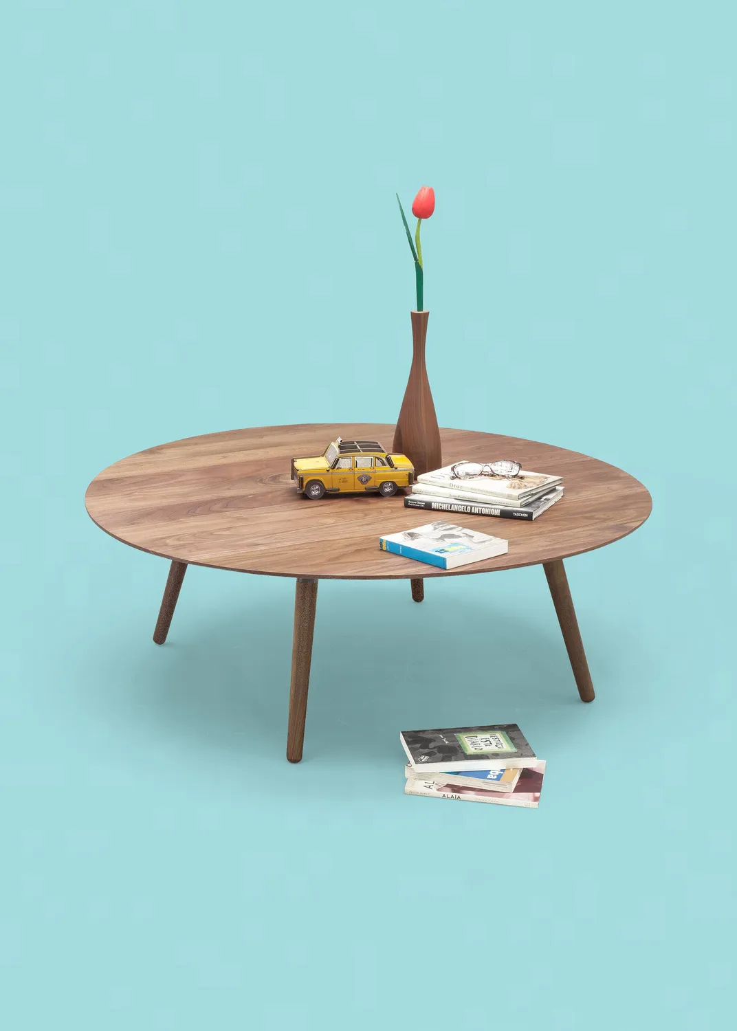 Habitables Midcentury sofabord rundt eg 50 cm massivt