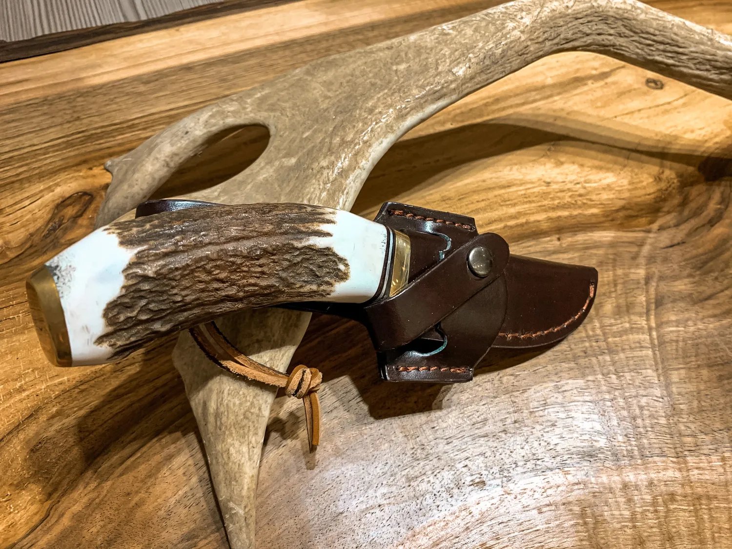 Oh My Deer Jagdmesser jagtkniv hjortehorn klassisk