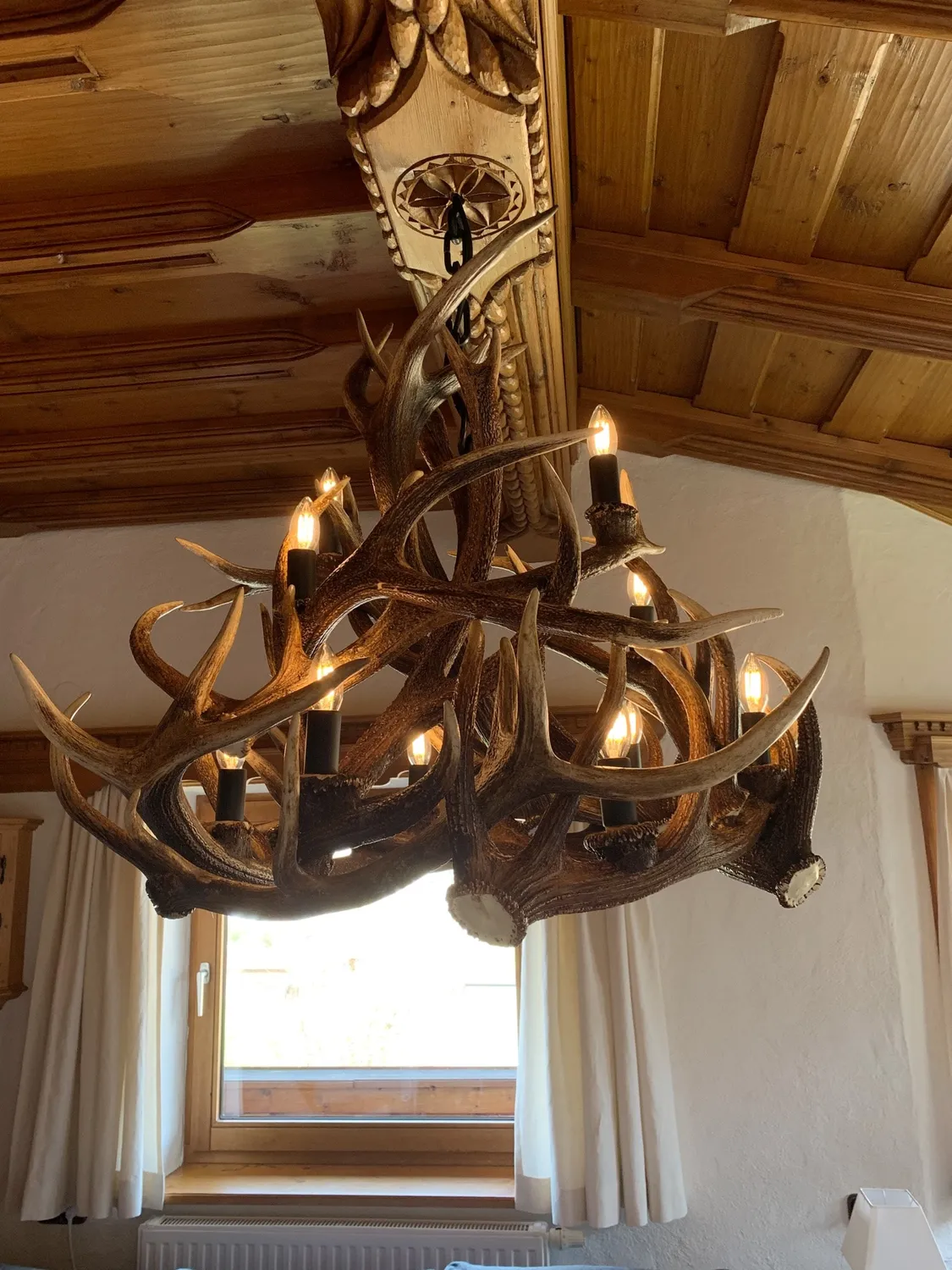 Oh My Deer Kronleuchter Landhaus lysekrone i træ