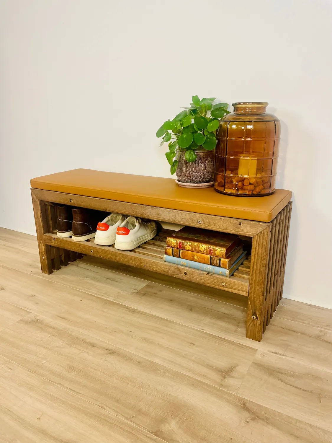 Kabeltromlen Traller skoreol brun 137 cm med hylde