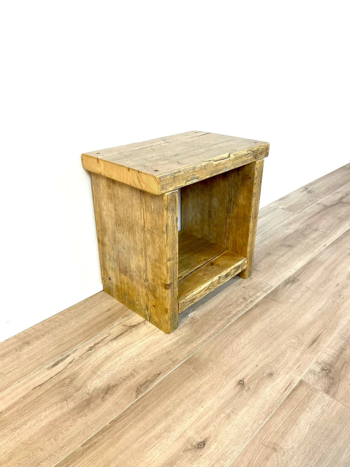 Kabeltromlen Emma sidebord genbrugstræ 47 cm