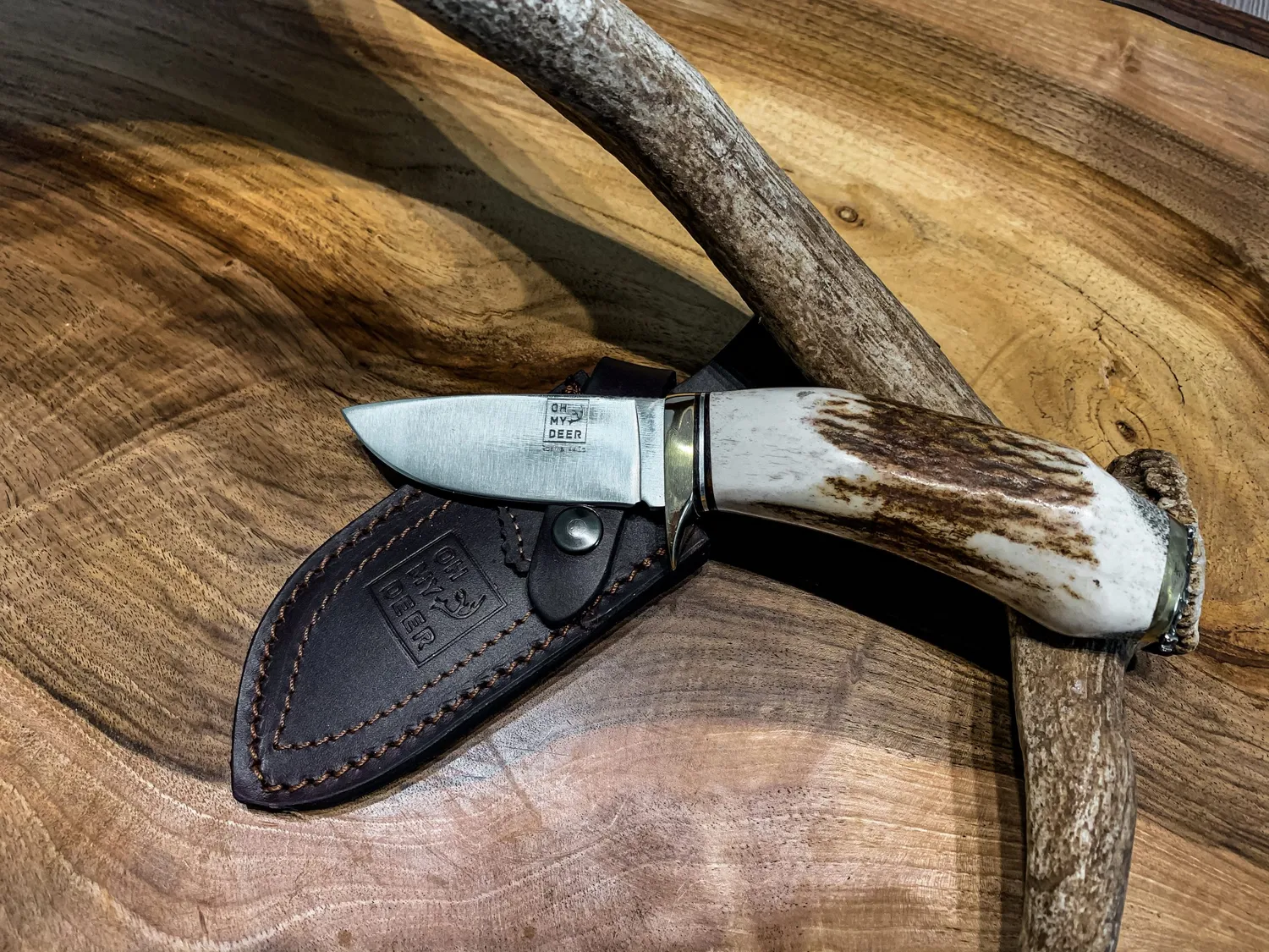 Oh My Deer Wildschweinpin kniv med vildsvinemotiv