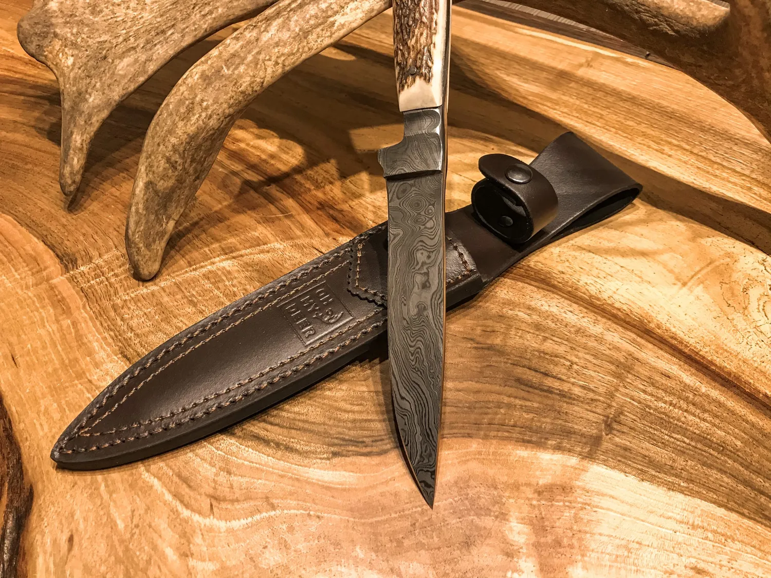 Oh My Deer Damaststahl kniv damaskusstål